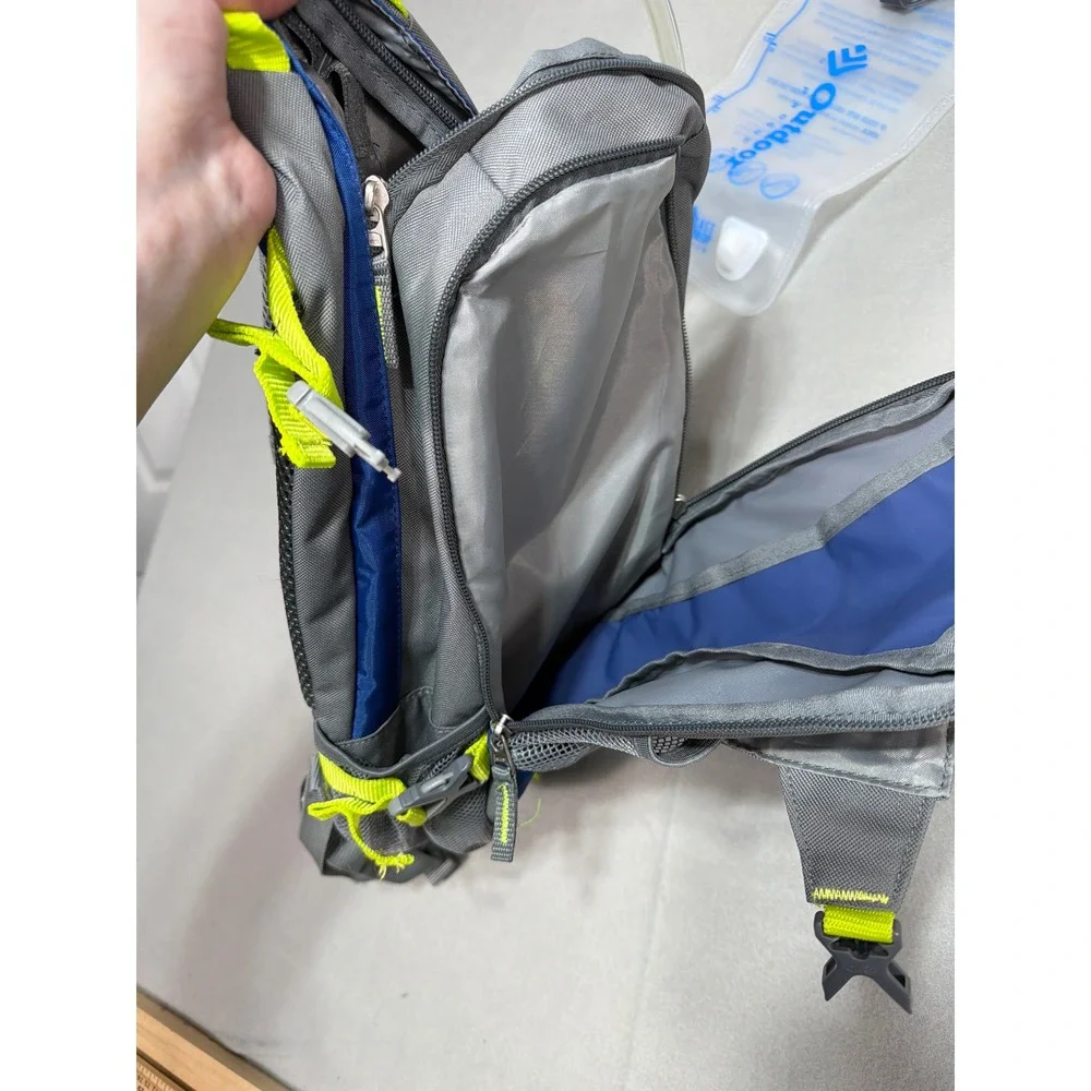 Outdoor Products Hydration Backpack Blue Grey 3L Hiking Trail Pack with Bladder